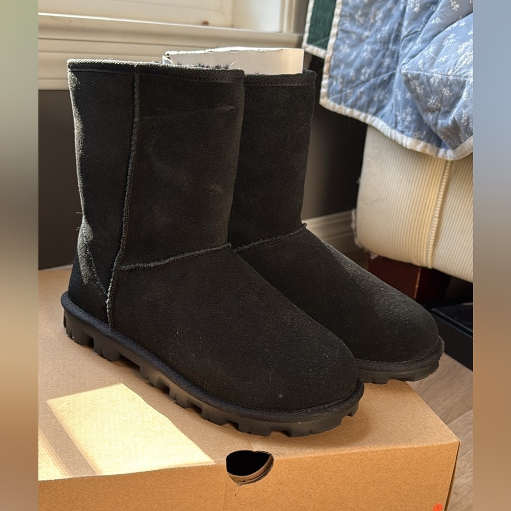 New UGG waterproof essential Booties sheepskin boots mid black size 8 mid - Picture 6 of 10